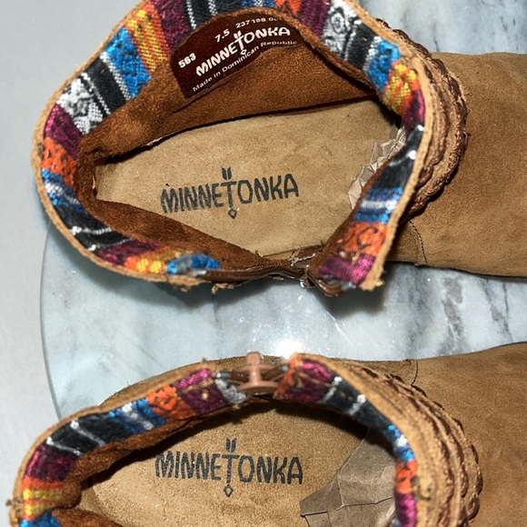 Minnetonka Women's 563 Dixon boot suede leather Arizona pattern trim Sz 7.5 Brwn - Picture 9 of 11